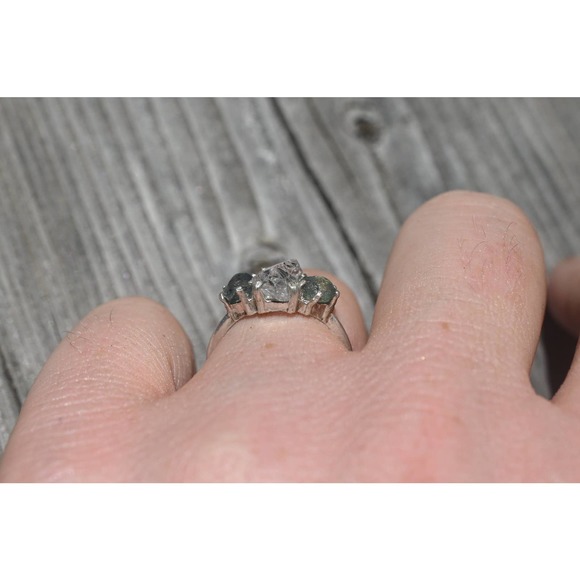 Blue Sapphire ring, Gemstone Jewelry, Simple Engagement Ring, Raw Diamon… - Picture 2 of 4